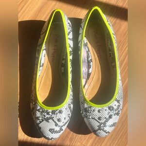 Pink And Pepper Flats Snake Print Lime Green Studded Size 7